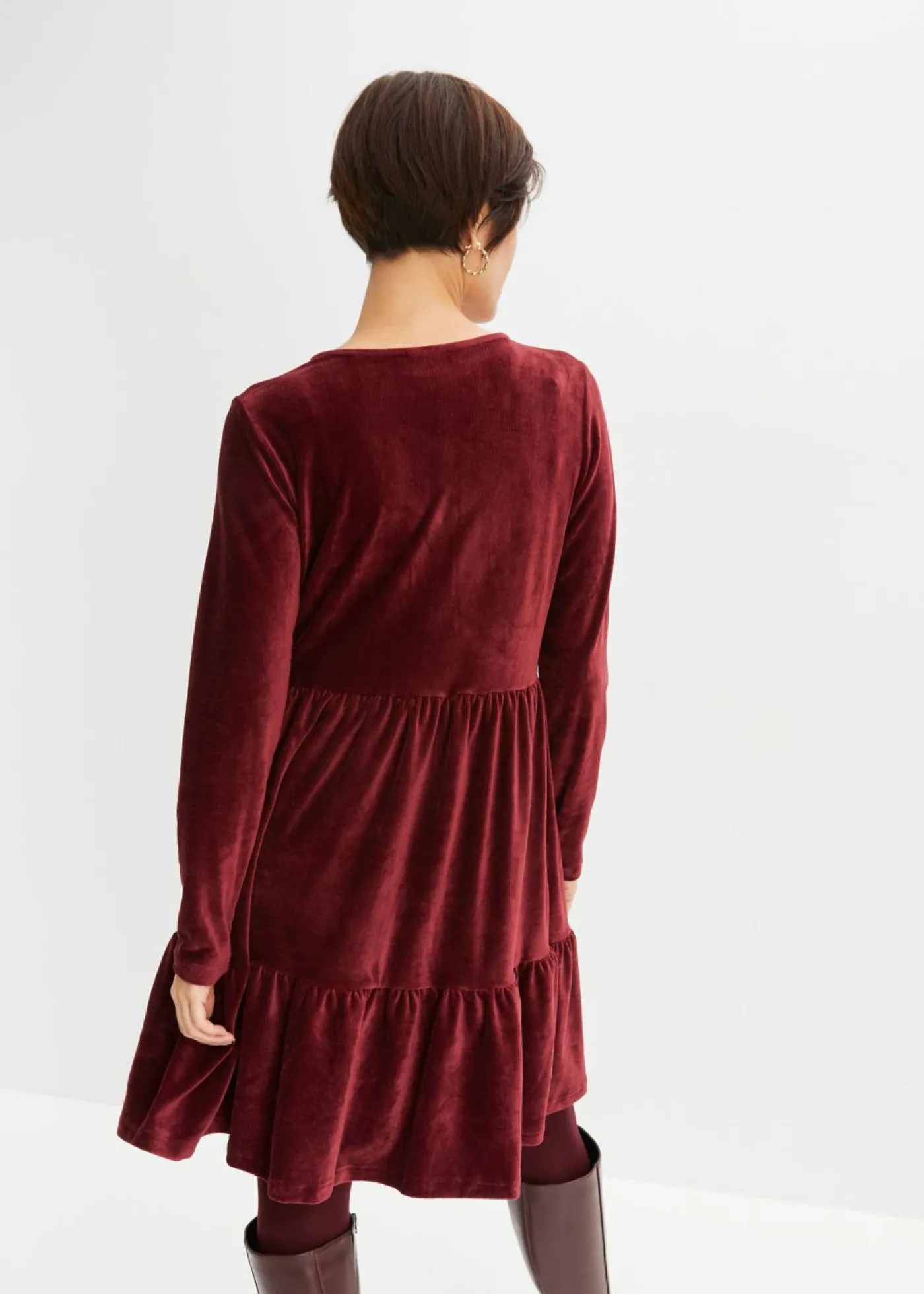 bonprix bonprix Vestidos>Vestido corto de terciopelo elástico rojo avellana