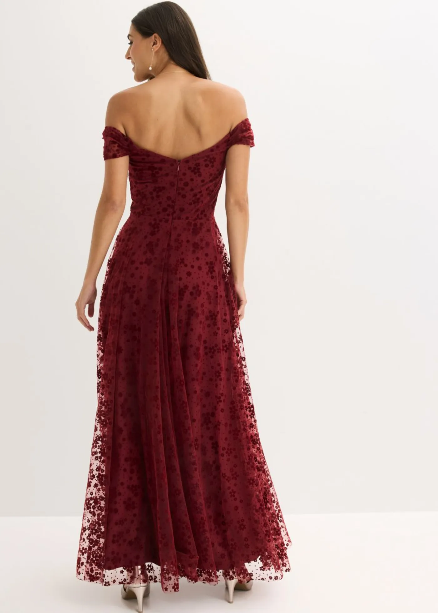 bonprix bonprix Vestidos|Ropa Elegante>Vestido de noche con un elegante bordado floral Rojo rubí