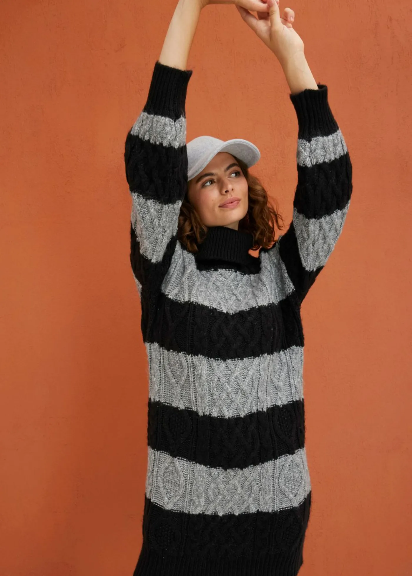 Mujer bonprix bonprix Vestido de punto a rayas