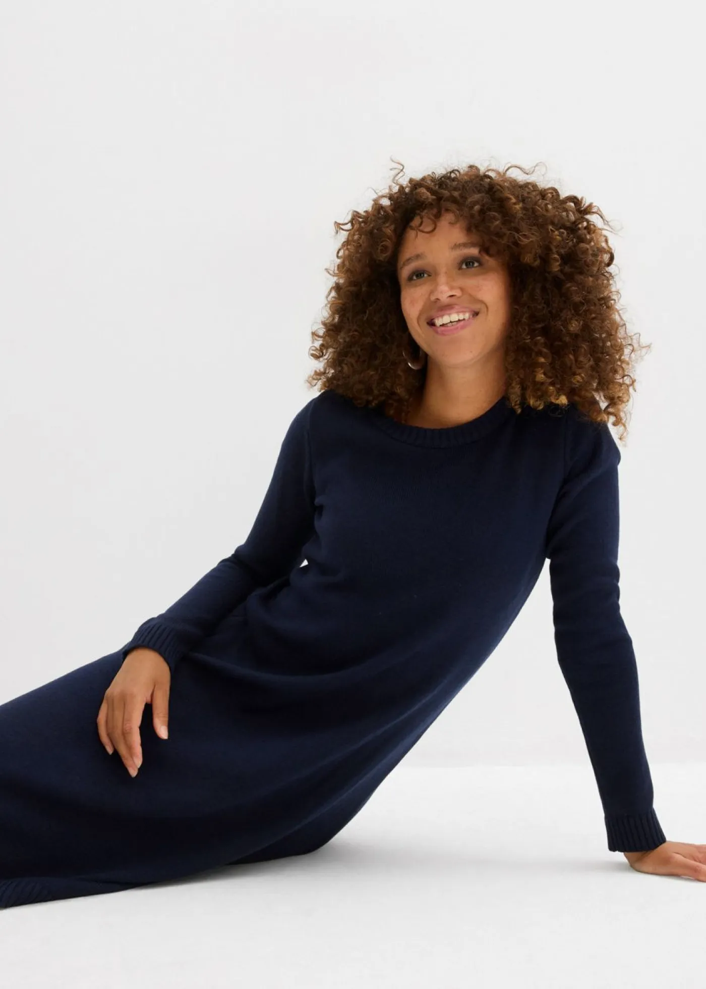 bonprix bonprix Básicos|Vestidos>Vestido de punto acampanado Azul marino