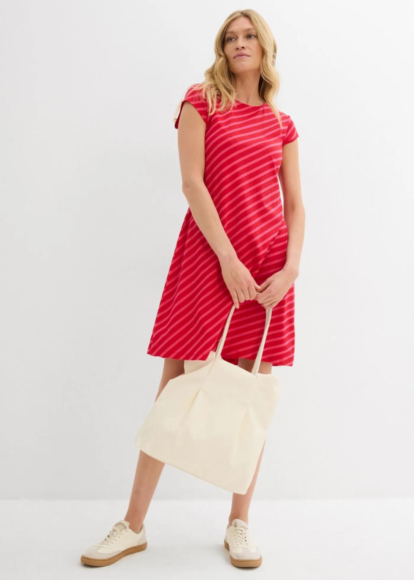 bonprix bonprix Vestidos>Vestido de punto con ajuste favorecedor rosa oscuro-rojo tomate con rayas