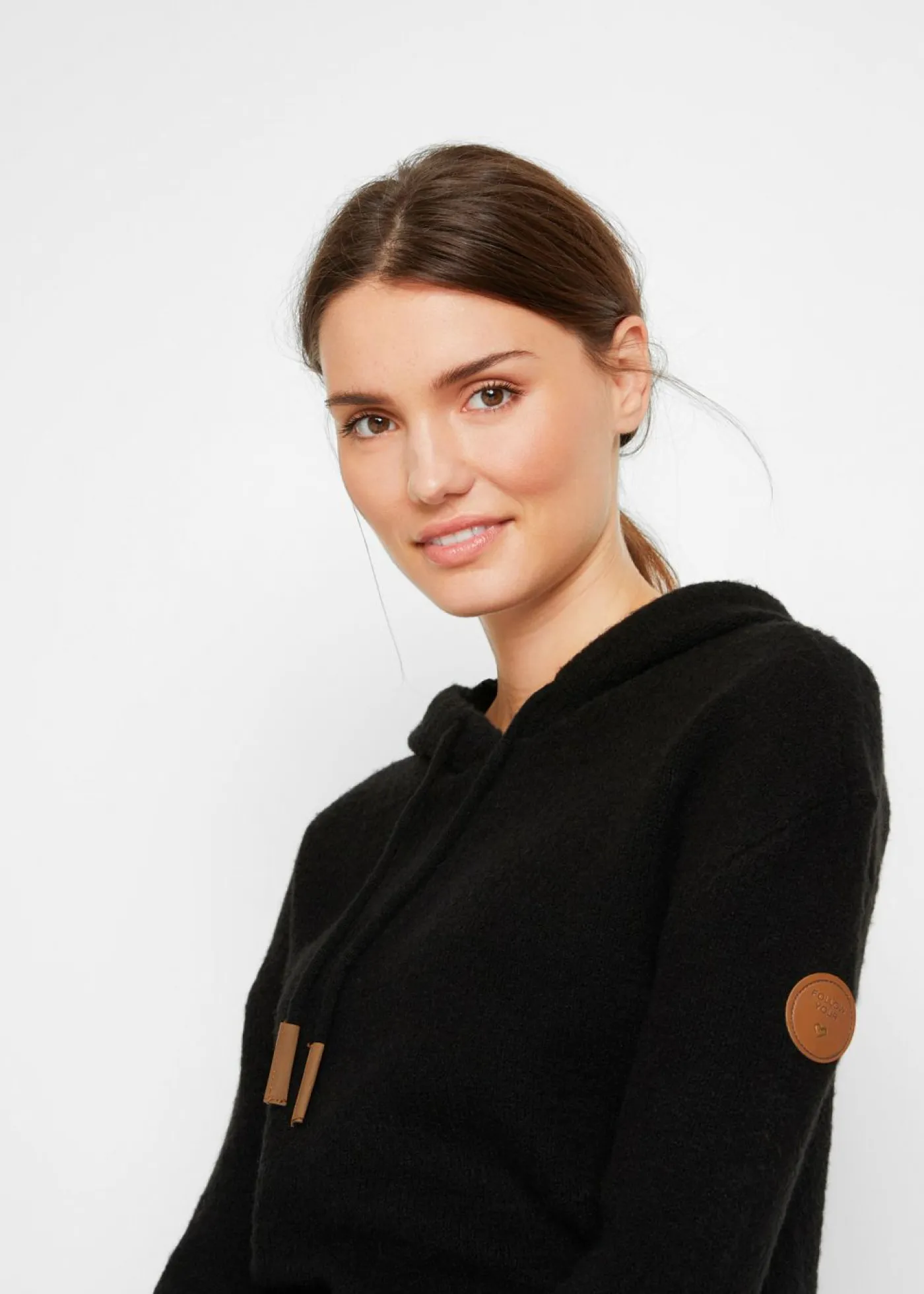 bonprix bonprix Vestidos|Ropa De Punto>Vestido de punto con capucha Negro