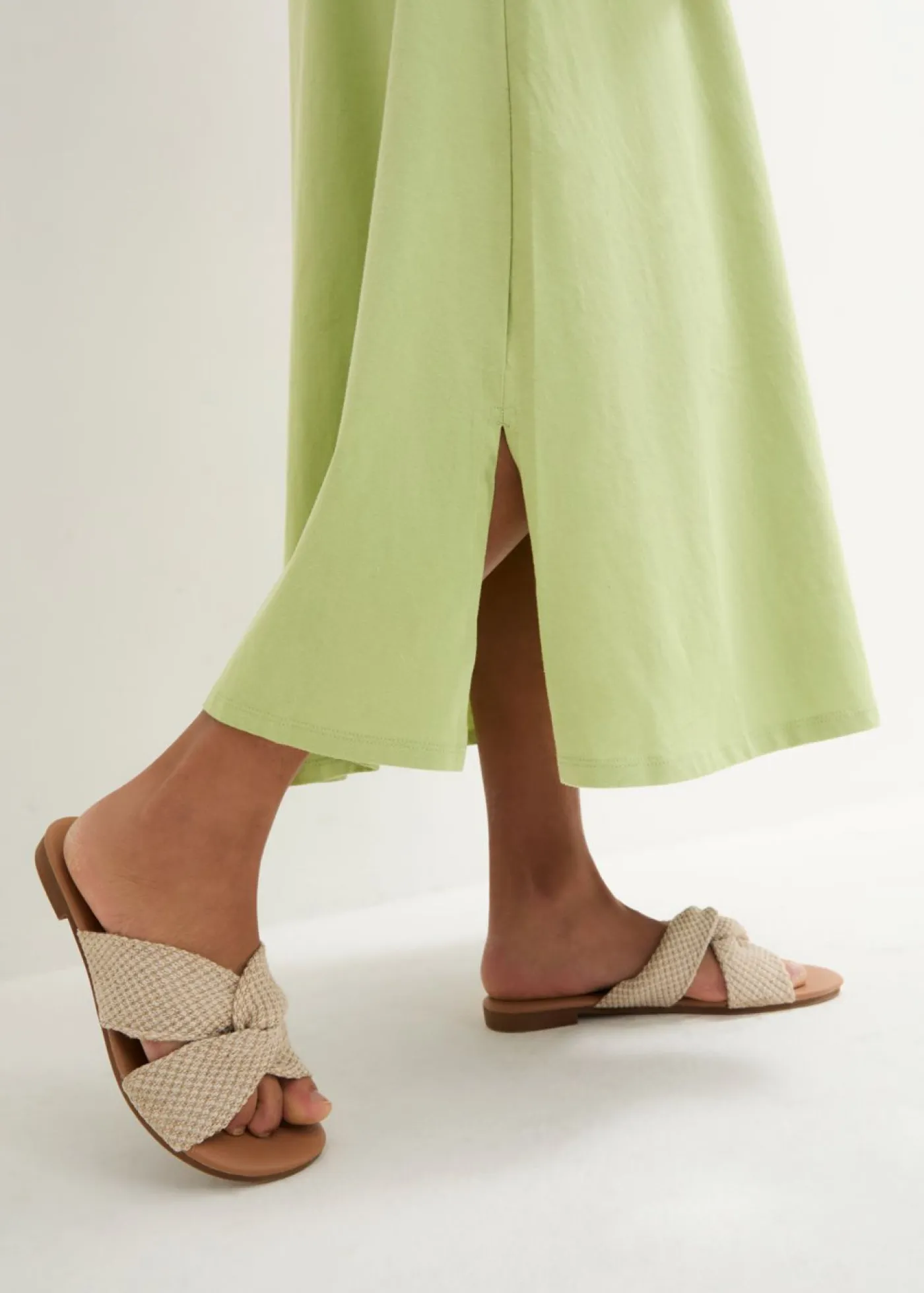 bonprix bonprix Vestidos>Vestido de punto de algodón puro Verde pera