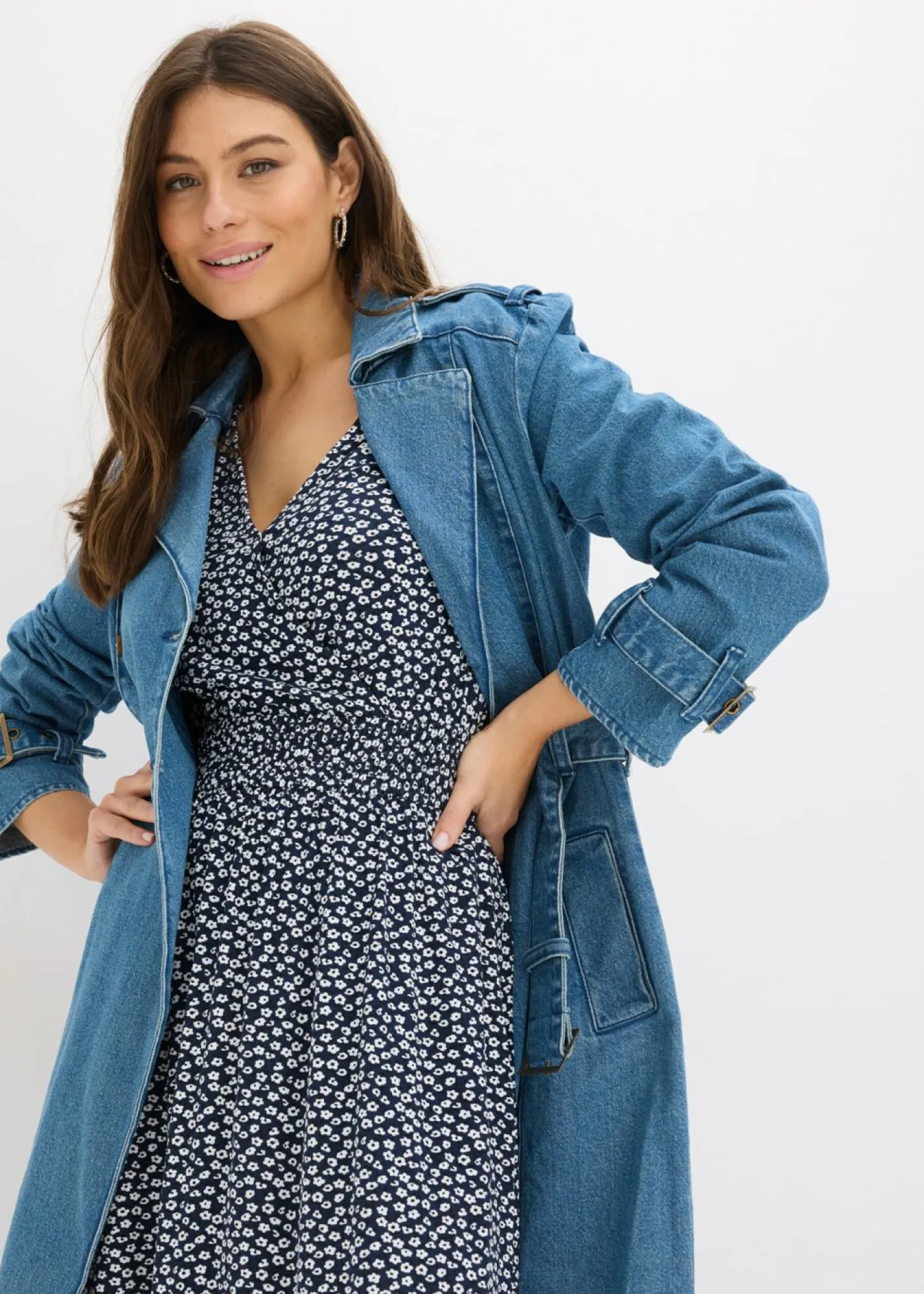 bonprix bonprix Vestidos|Novedades>Vestido de punto de mezcla de viscosa Azul marino de flores