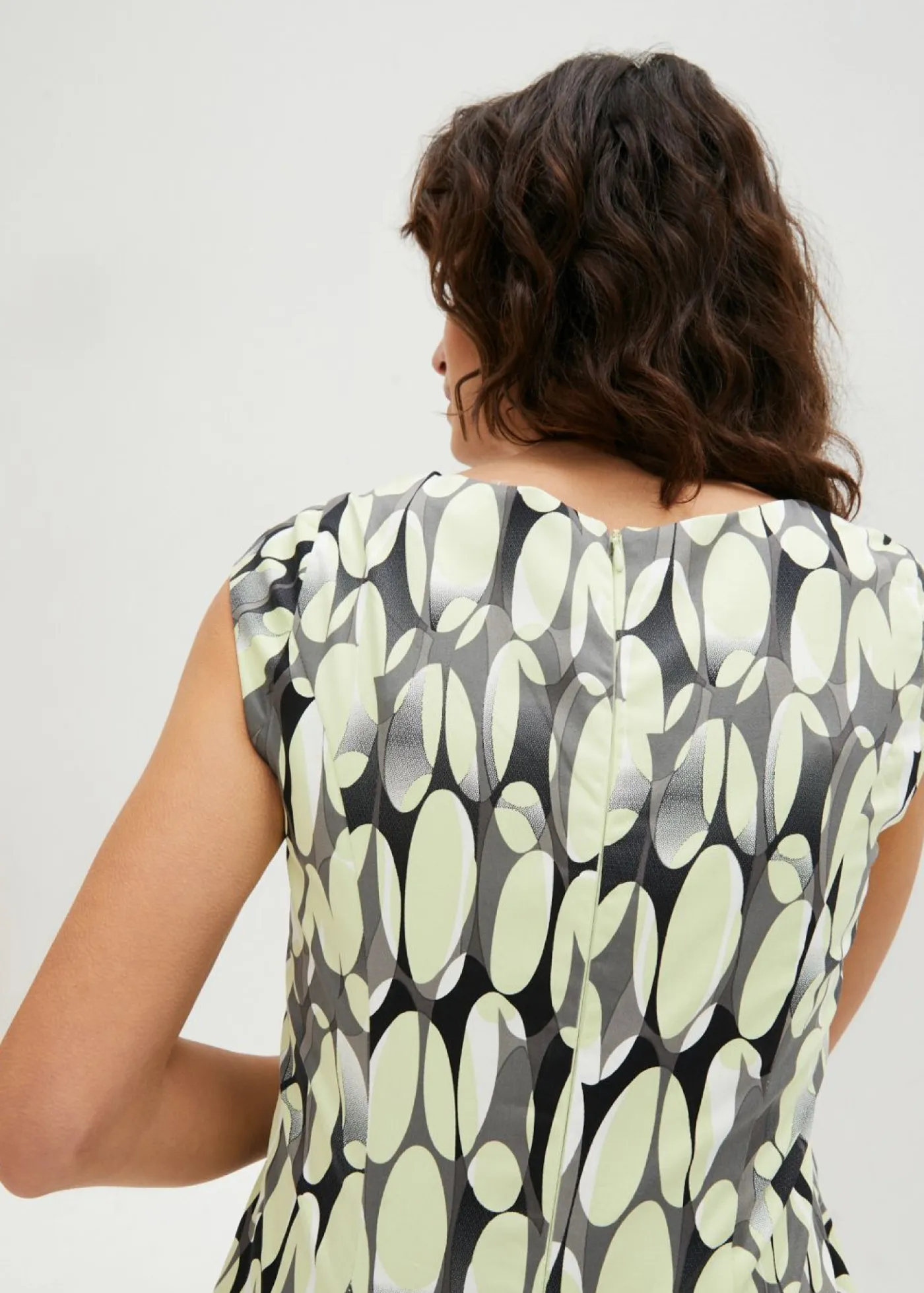 bonprix bonprix Vestidos>Vestido de tubo estampado Verde lima claro estampado