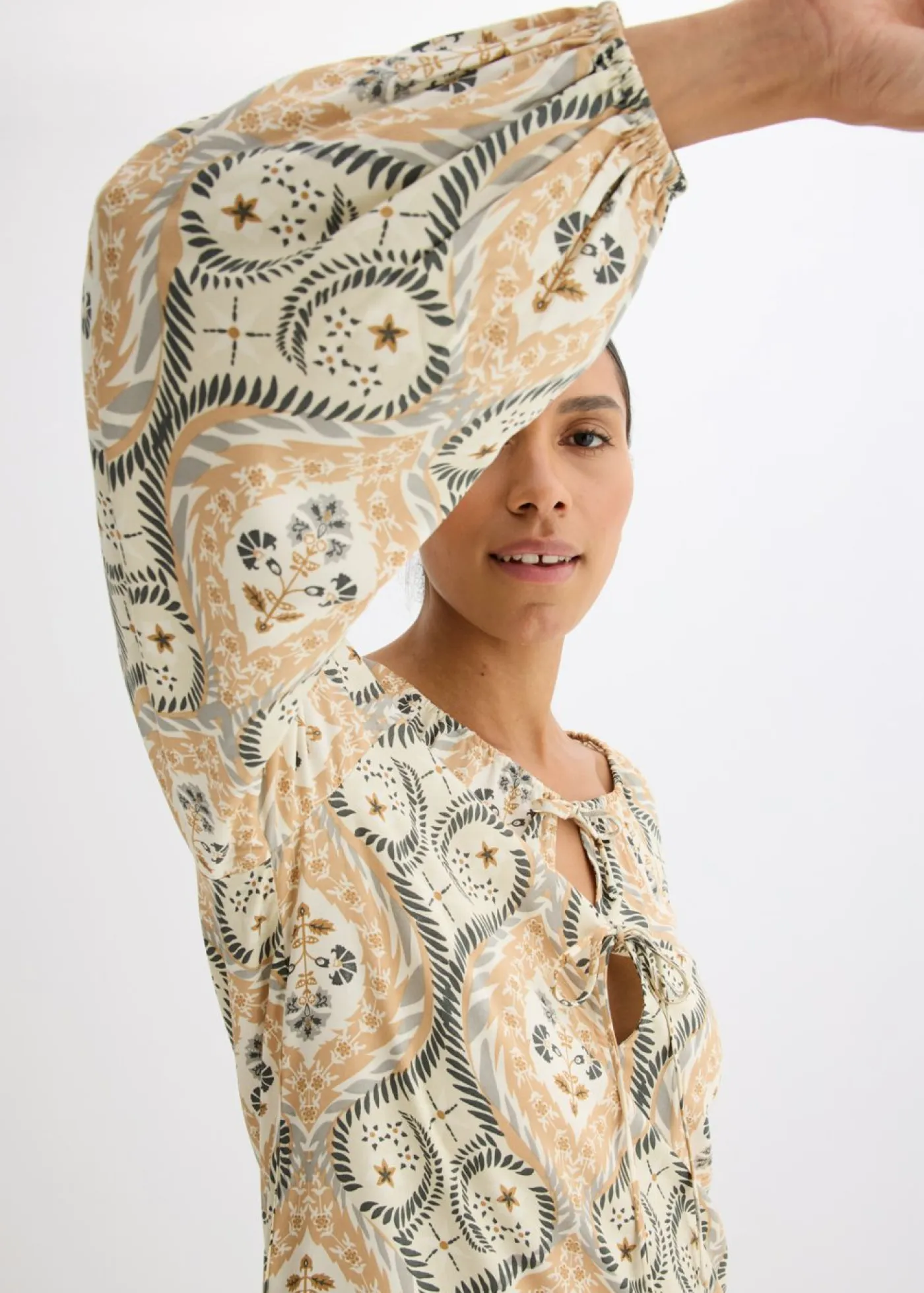 bonprix bonprix Vestidos>Vestido estampado tipo caftán de viscosa fluida Arena