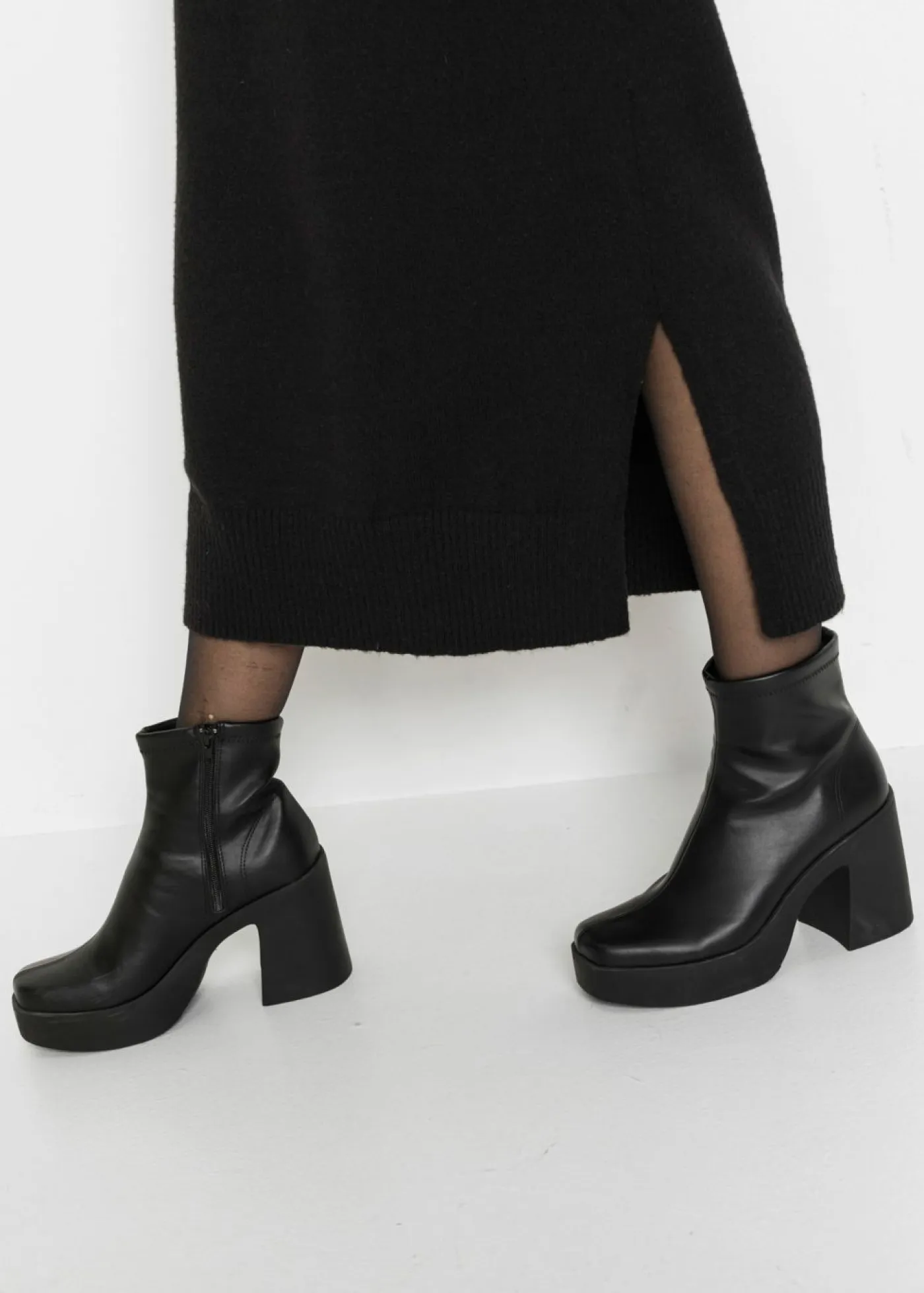 Mujer bonprix bonprix Vestido holgado de punto con largo midi