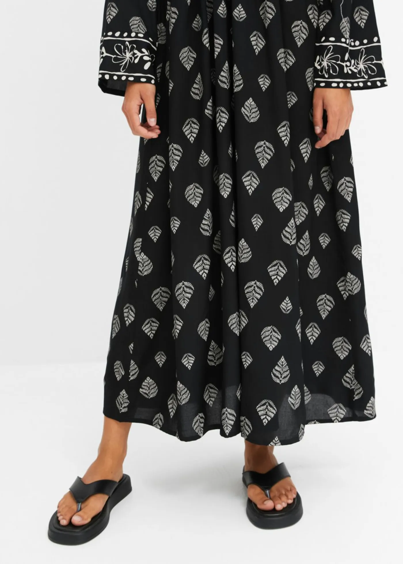 bonprix bonprix Vestidos>Vestido largo Negro-gris guijarro