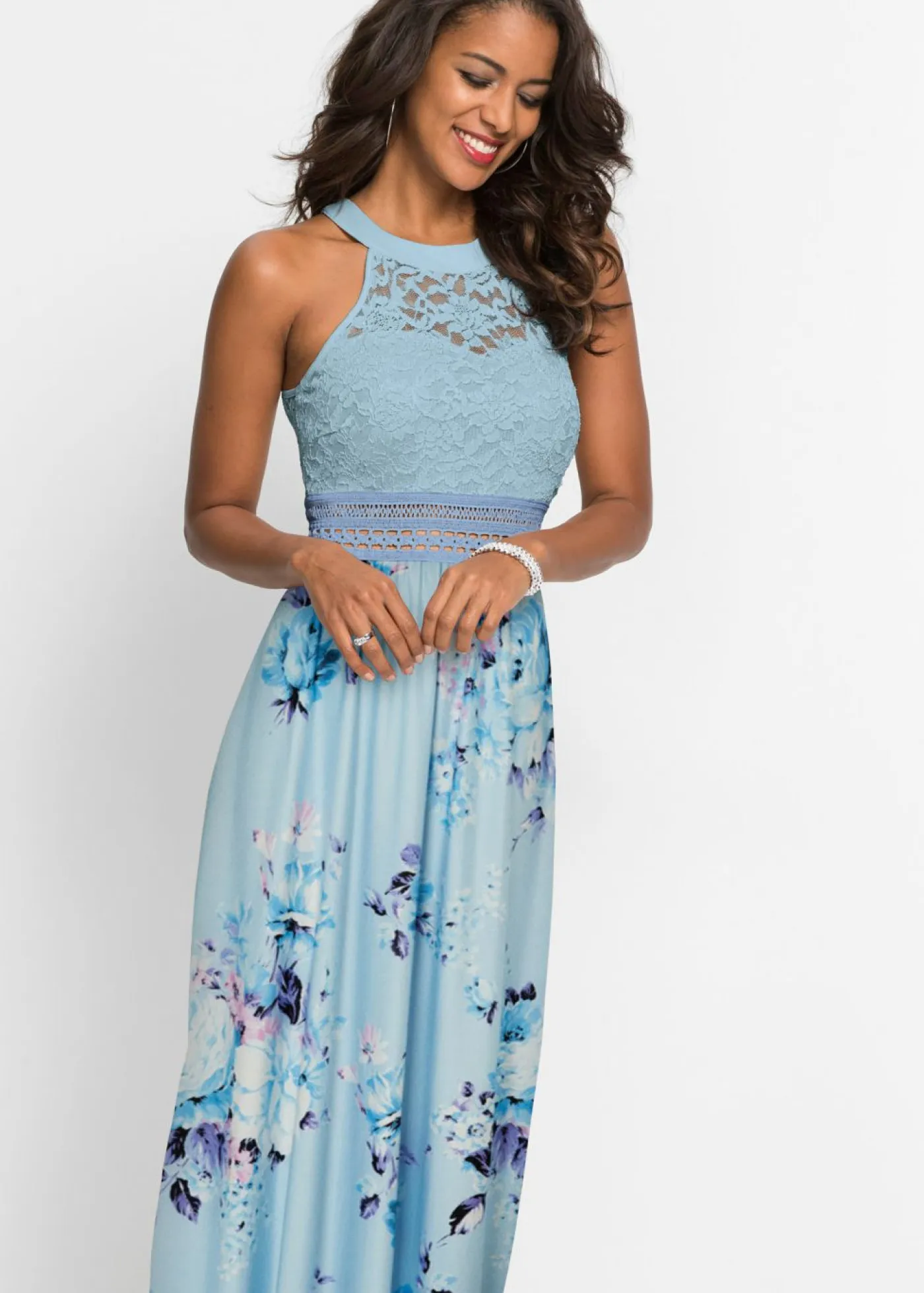bonprix bonprix Vestidos>Vestido largo con estampado floral y encaje azul pálido/rosa pálido con flores