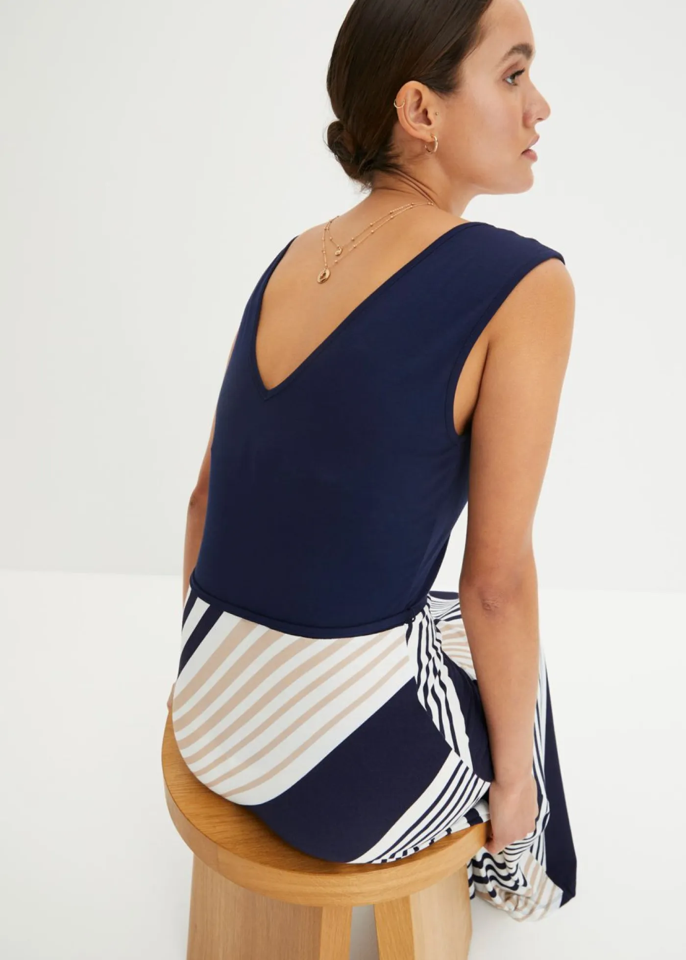 bonprix bonprix Vestidos>Vestido largo de mezcla de viscosa suave Azul marino-crema con rayas