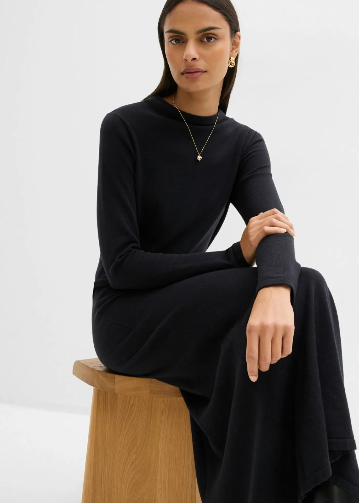 bonprix bonprix Esenciales|Vestidos>Vestido largo de punto fino con cachemir Negro