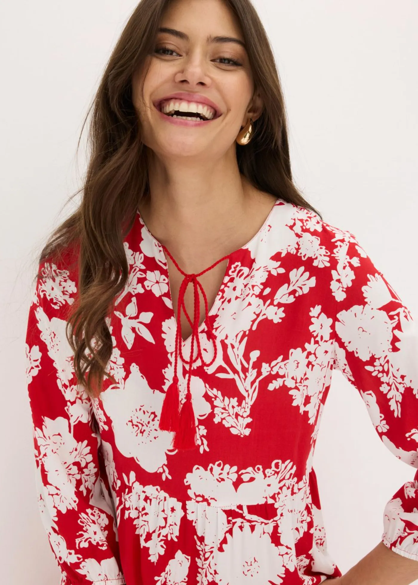 bonprix bonprix Vestidos>Vestido largo de viscosa fluida rojo tomate/blanco con flores