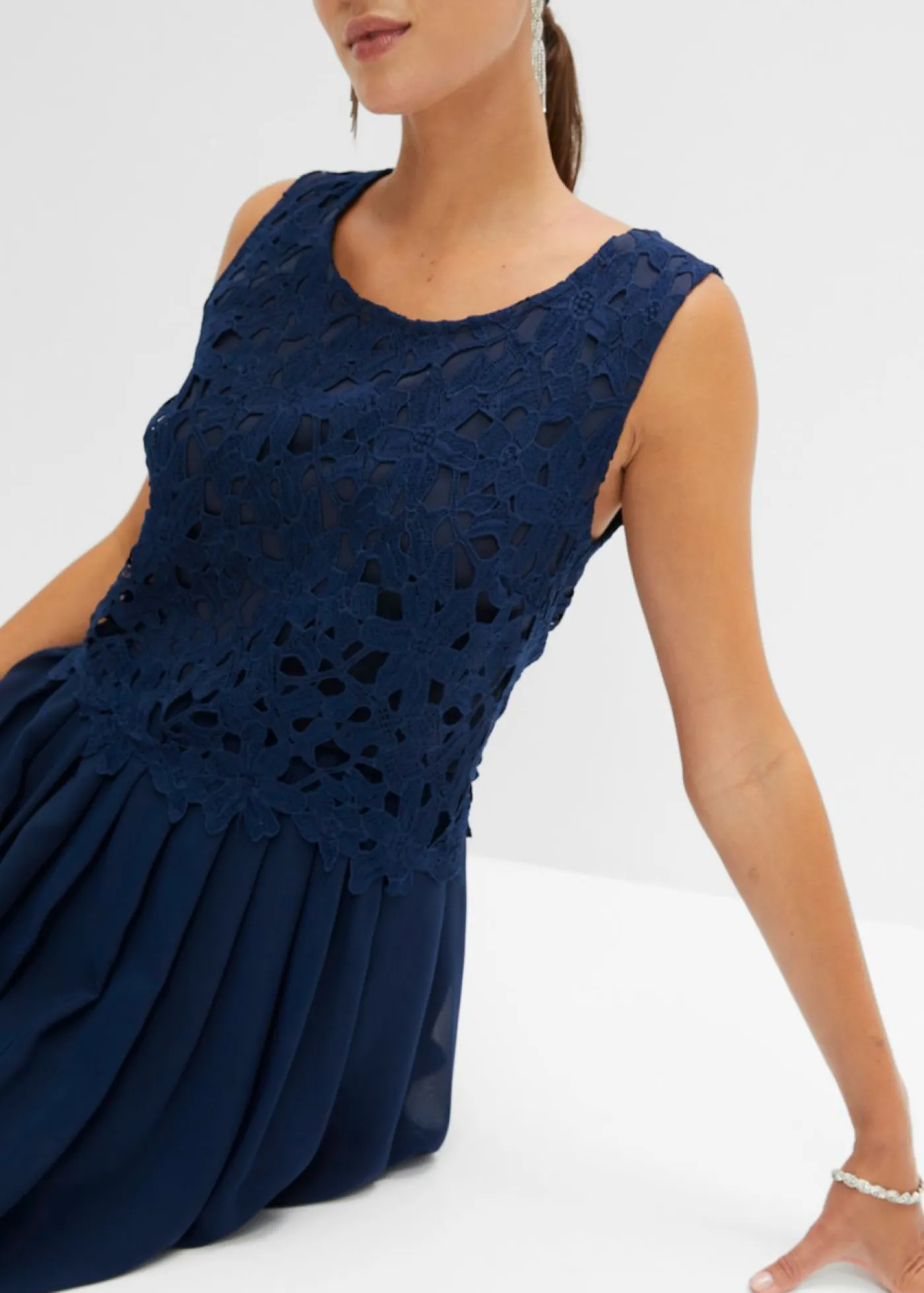 bonprix bonprix Vestidos|Ropa Elegante>Vestido maxi con encaje Azul marino