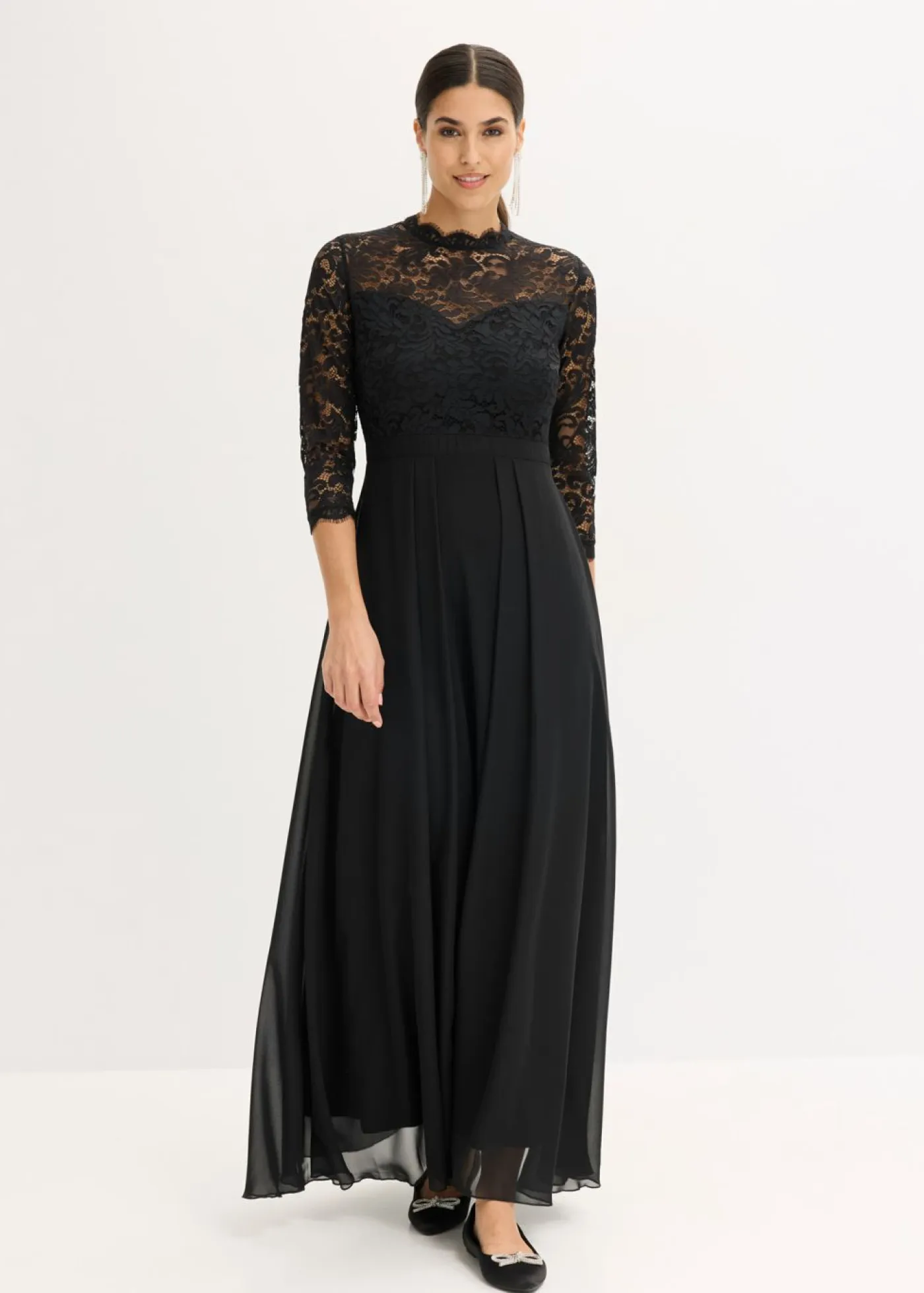 bonprix bonprix Vestidos|Tallas Pequeñas>Vestido maxi con encaje Negro