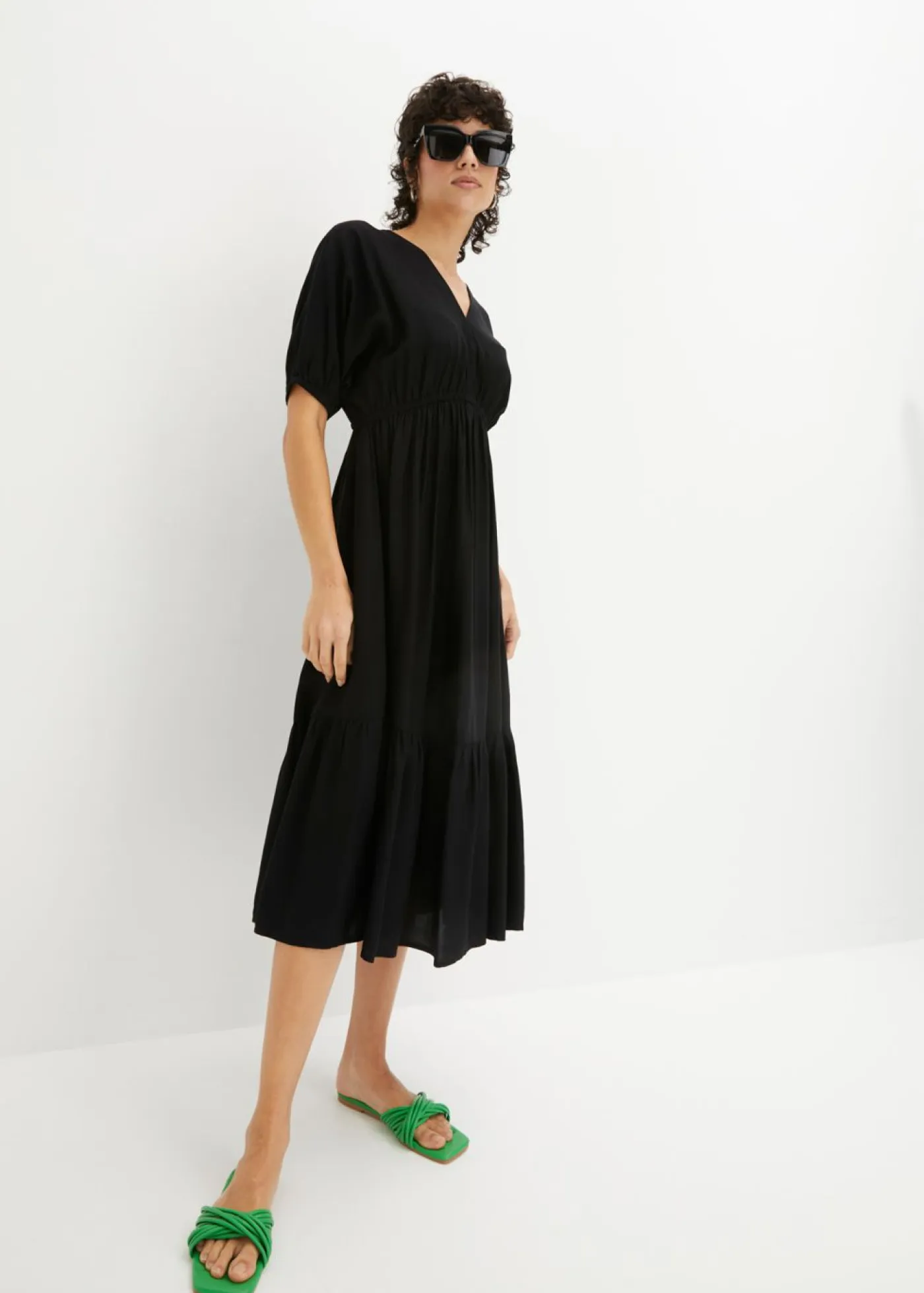 bonprix bonprix Vestidos>Vestido midi Negro
