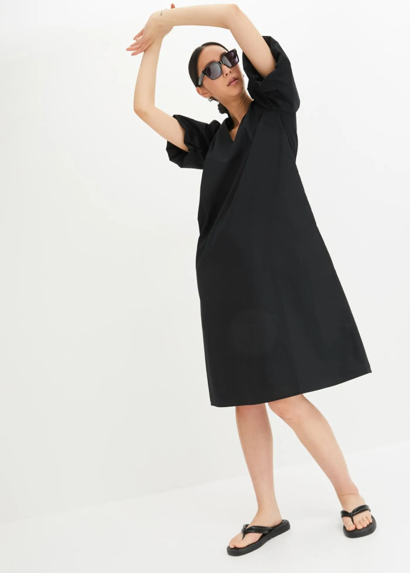 bonprix bonprix Vestidos>Vestido midi de algodón orgánico Negro