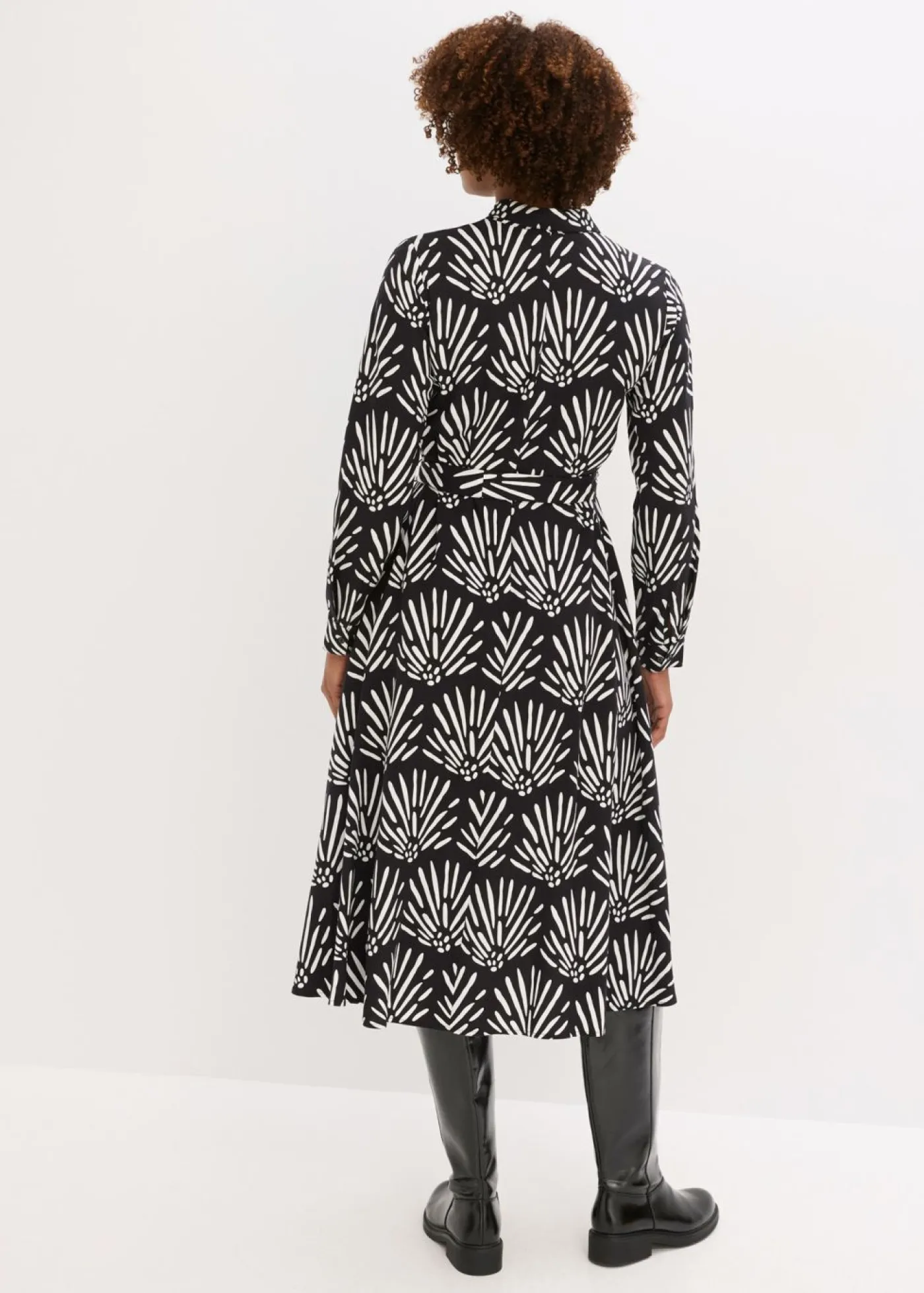 bonprix bonprix Vestidos>Vestido midi de viscosa fluida Negro-blanco