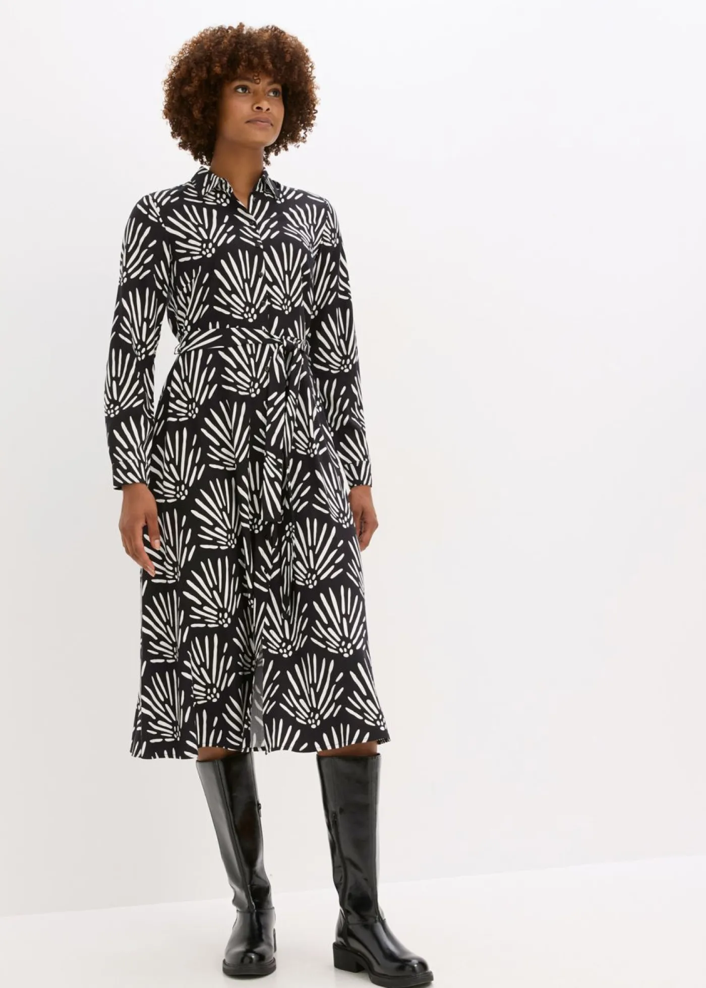 bonprix bonprix Vestidos>Vestido midi de viscosa fluida Negro-blanco