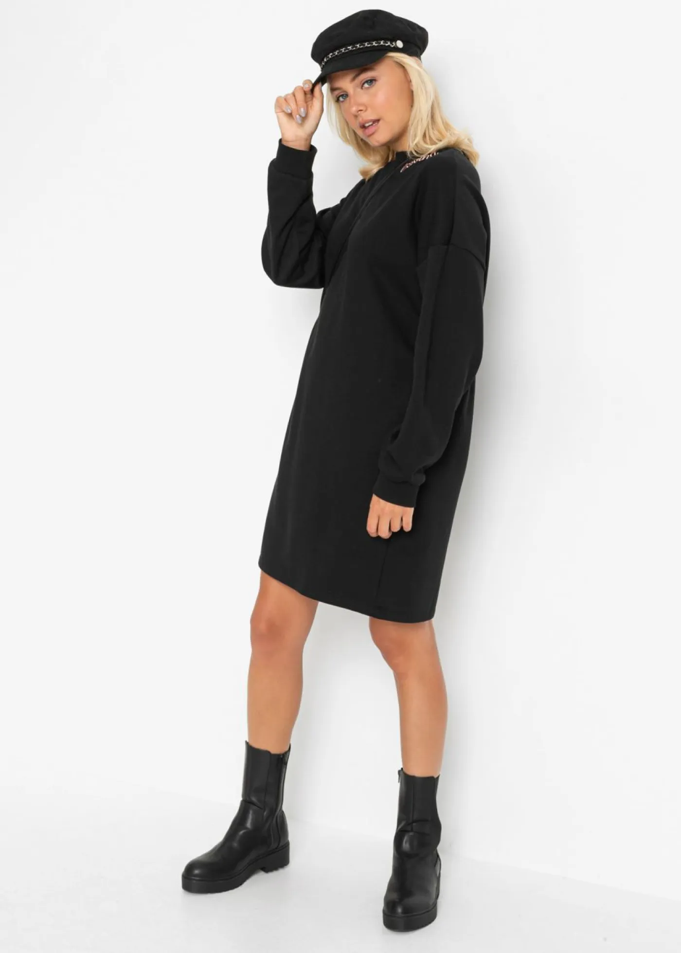 bonprix bonprix Ropa Cómoda|Vestidos>Vestido oversize tipo sudadera Negro