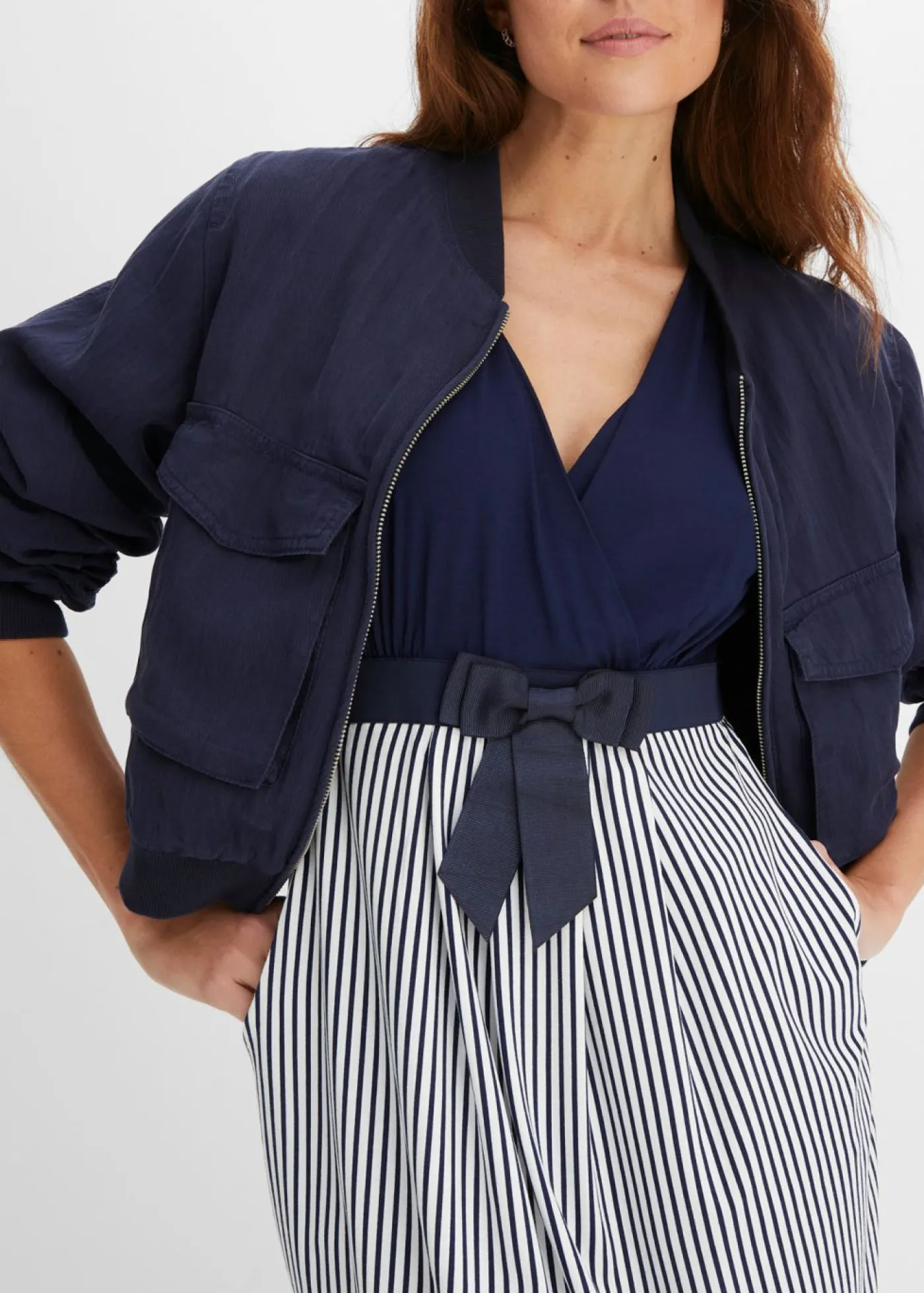 bonprix bonprix Vestidos>Vestido peplum con lazo en la cintura Azul marino-blanco de rayas