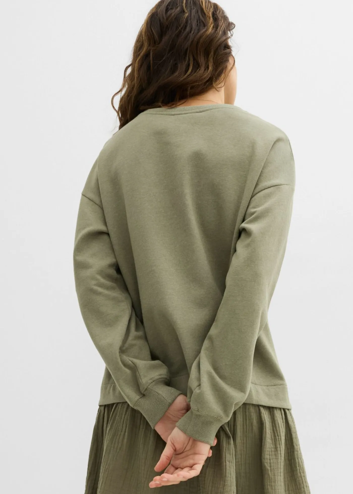 bonprix bonprix Ropa Cómoda|Vestidos>Vestido tipo sudadera con falda Verde oliva