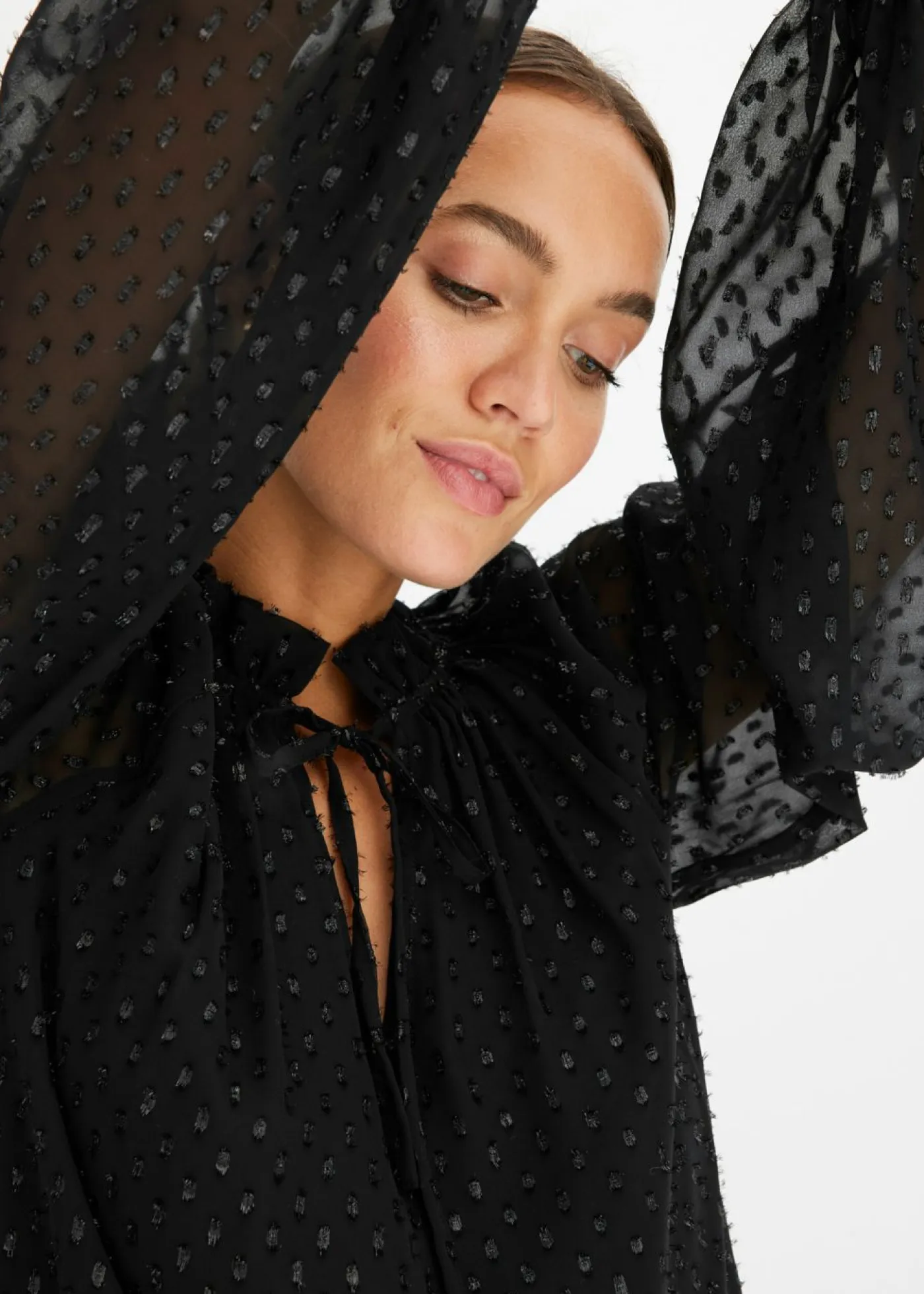 bonprix bonprix Vestidos>Vestido tipo túnica con efecto brillante Negro