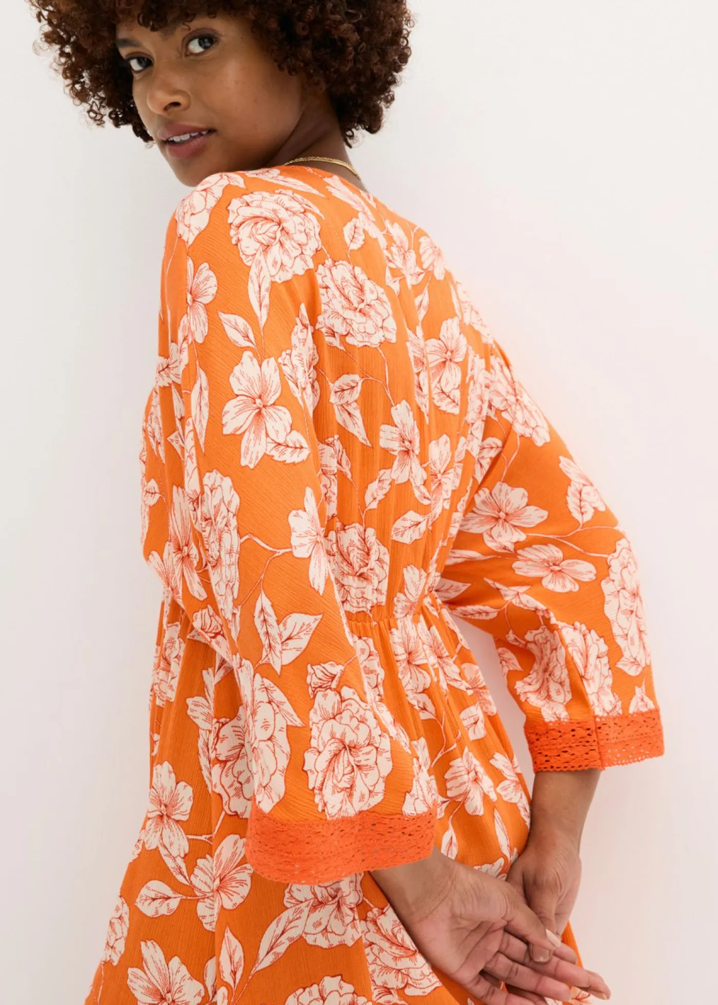 Mujer bonprix bonprix Vestido tipo túnica con encaje en viscosa estructurada