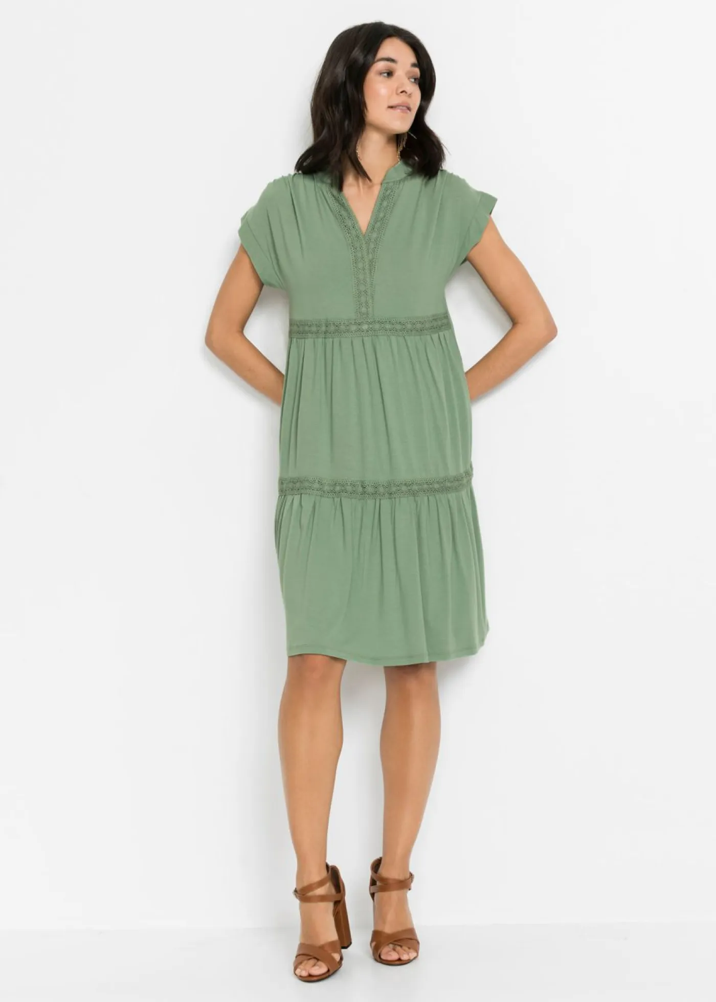 bonprix bonprix Vestidos>Vestido tipo túnica de mezcla de viscosa suave Verde pino