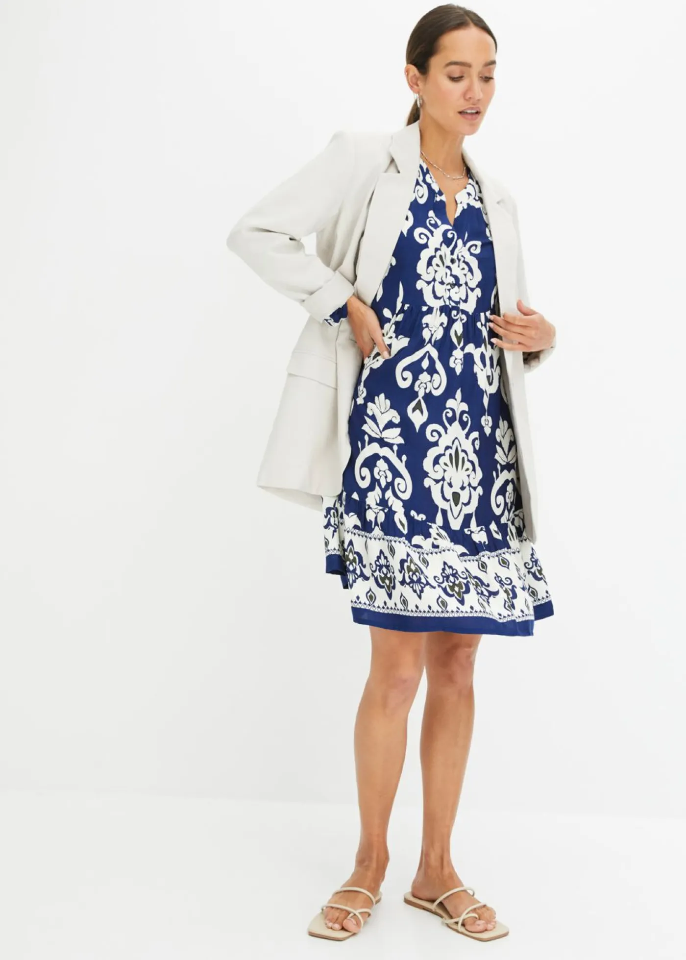 bonprix bonprix Vestidos>Vestido tipo túnica de viscosa fluida Azul oxford/blanco lana