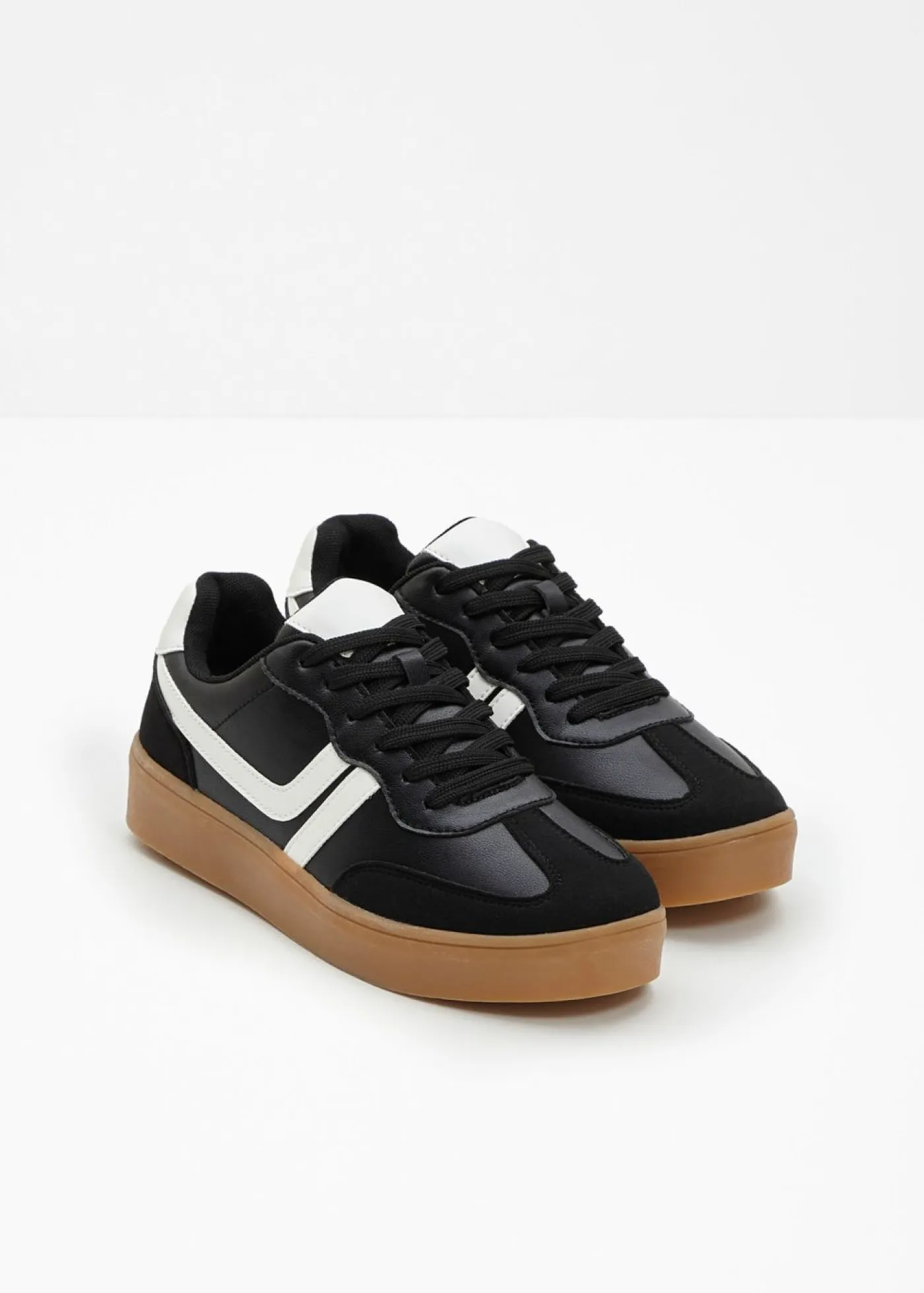 Mujer bonprix bonprix Zapatillas con plataforma de estilo retro