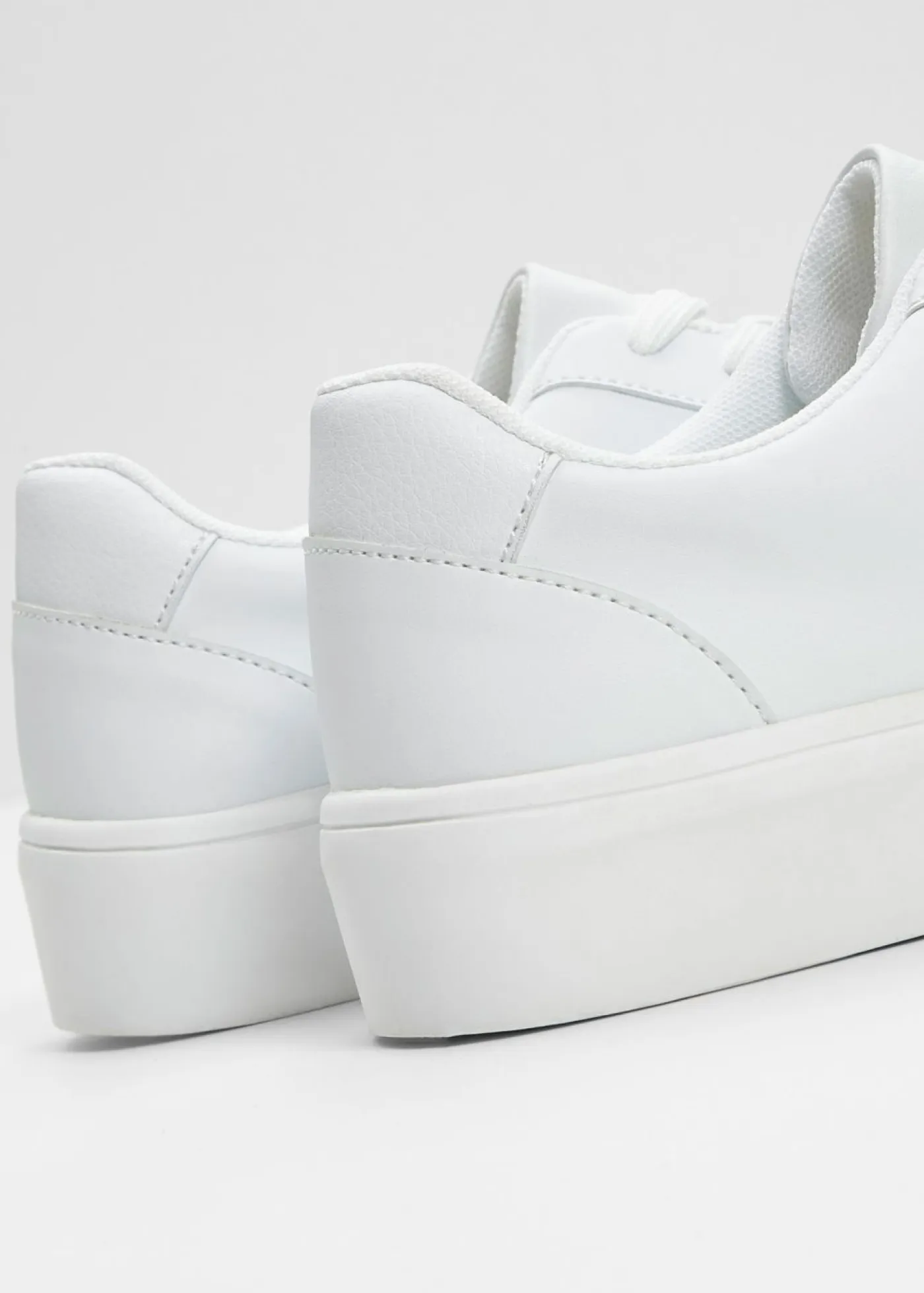 bonprix bonprix Tendencias·Zapatos Veganos|Zapatillas>Zapatillas con plataforma Blanco