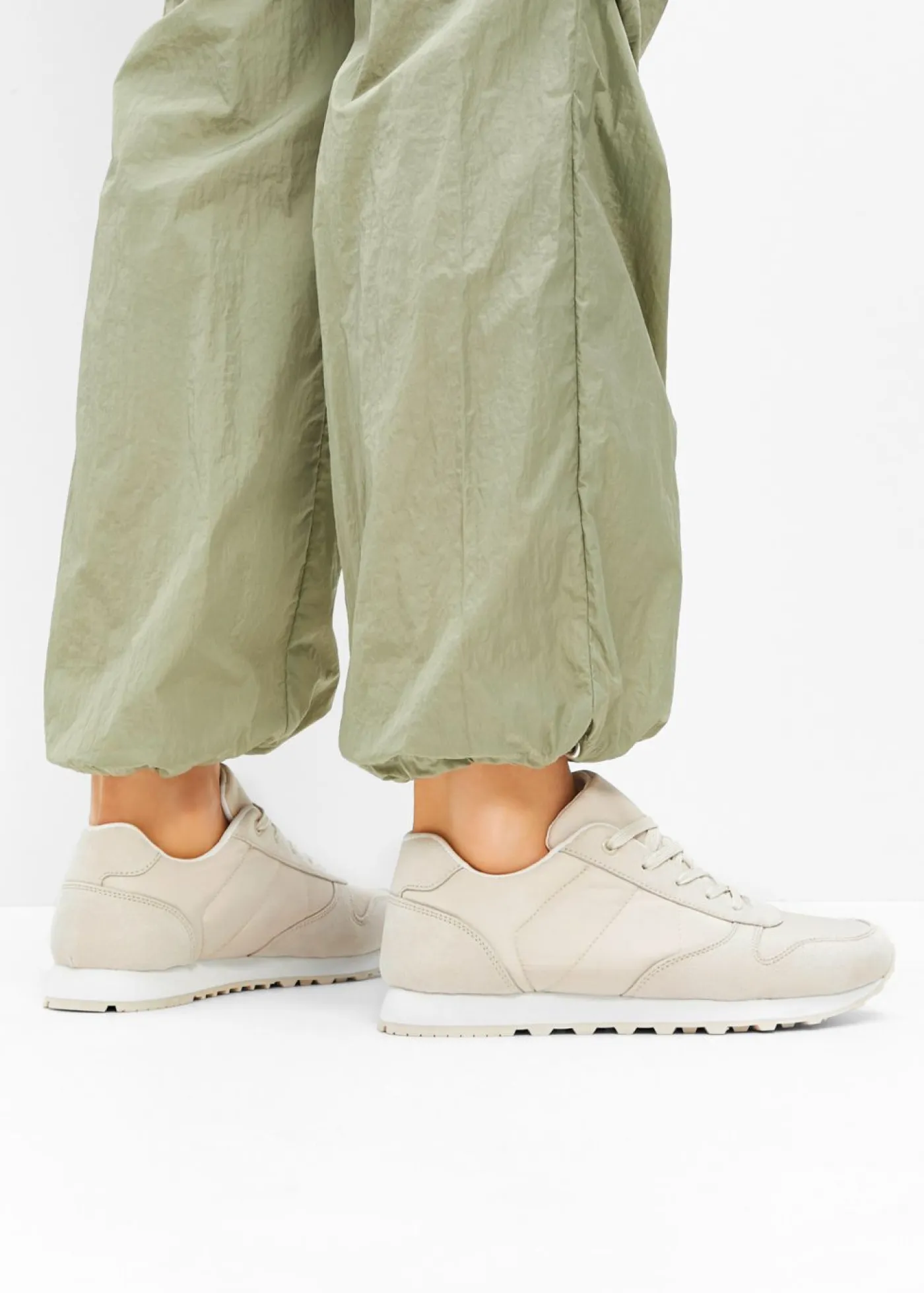 bonprix bonprix Tendencias·Zapatos Veganos|Zapatillas>Zapatillas deportivas Beige