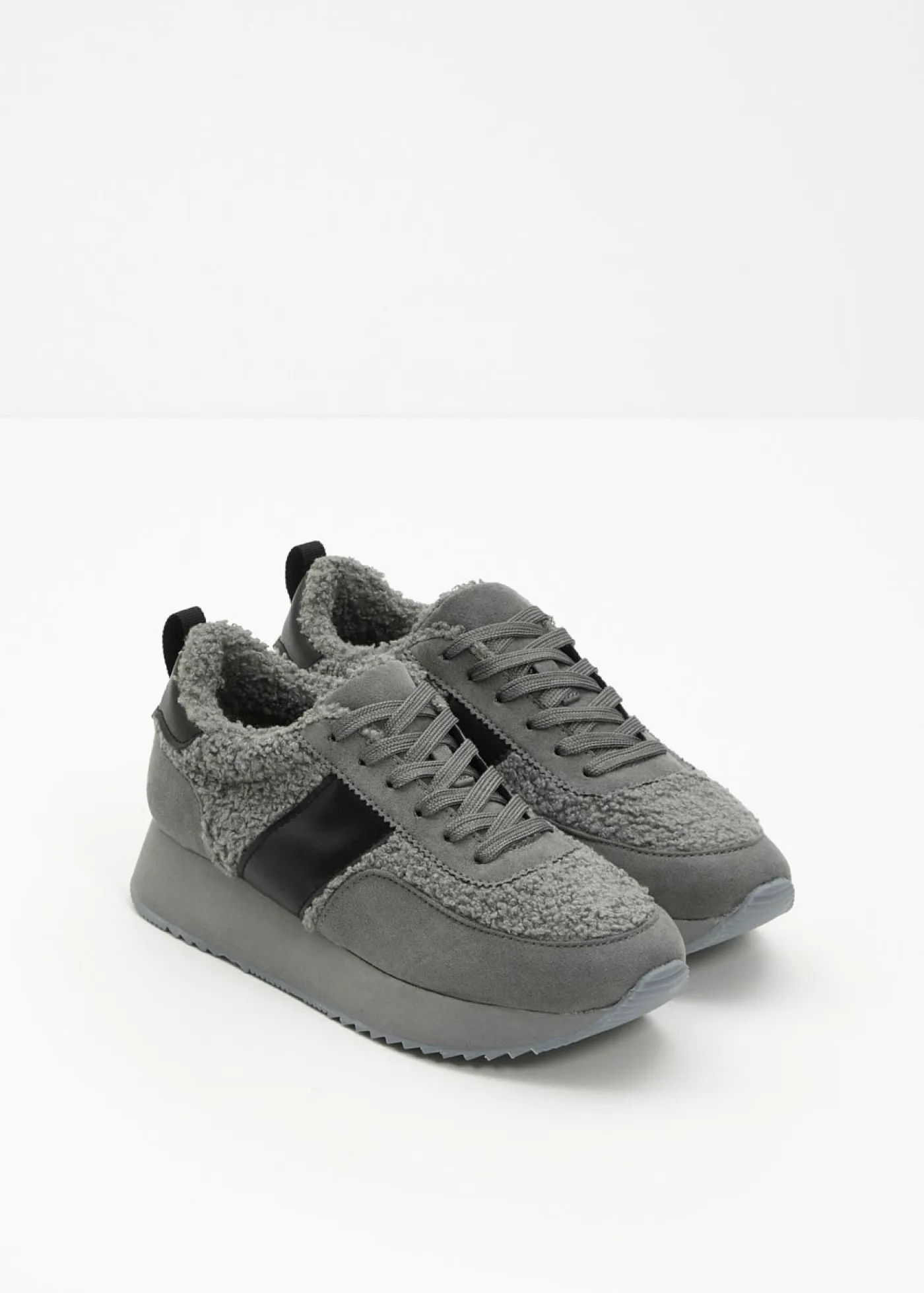 bonprix bonprix Botas De Pelo|Zapatillas>Zapatillas deportivas con plataforma Gris