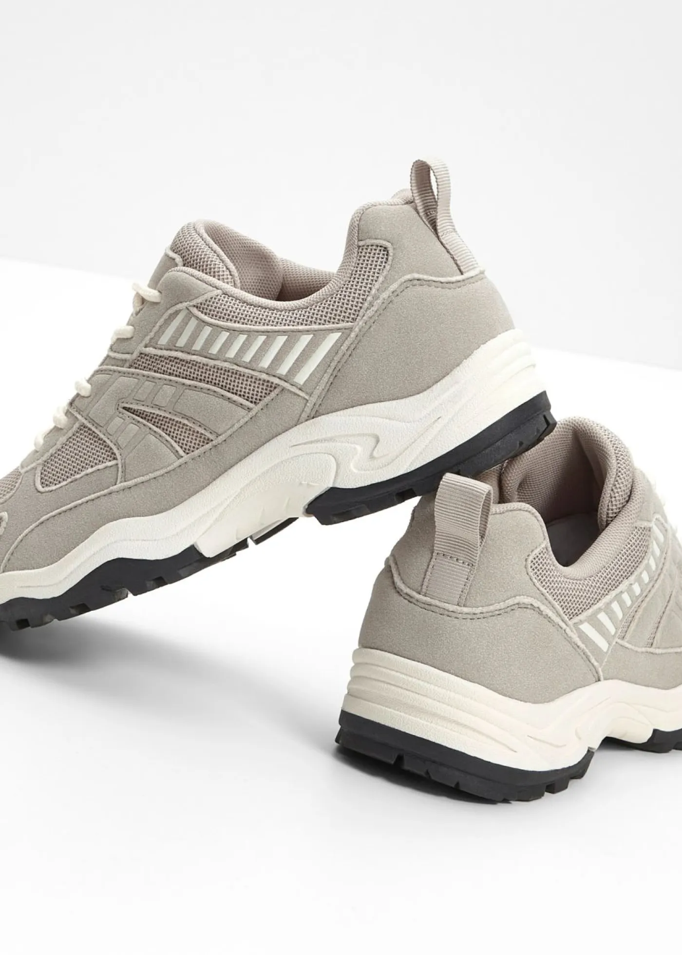 bonprix bonprix Tendencias·Zapatos Veganos|Zapatillas Deportivas>Zapatillas deportivas tipo chunky con inserto de malla Gris