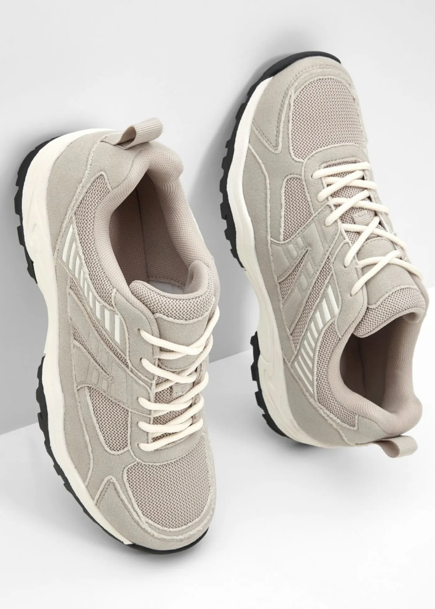 bonprix bonprix Tendencias·Zapatos Veganos|Zapatillas Deportivas>Zapatillas deportivas tipo chunky con inserto de malla Gris