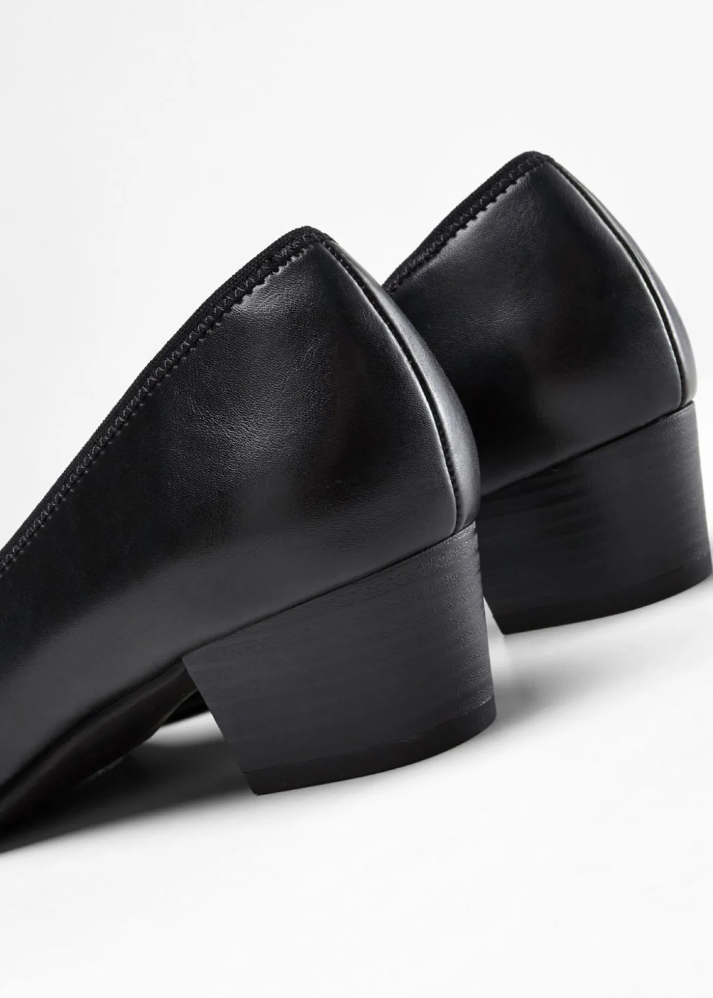 bonprix Jana Tendencias·Fiesta|Zapatos De Marca·Jana>Zapatos de tacón Jana de ancho cómodo Negro